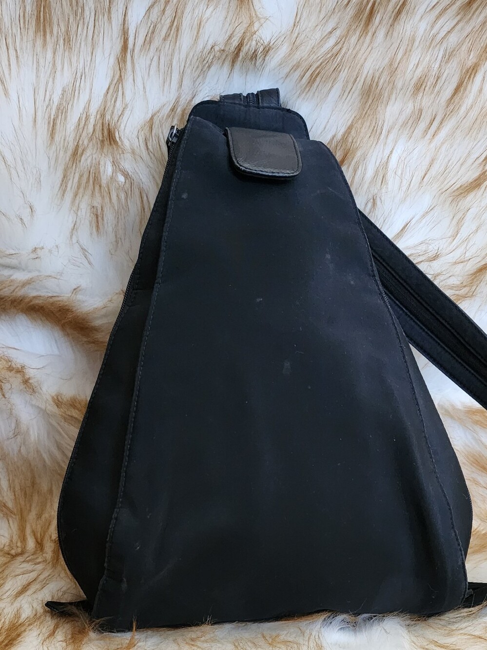 HOBO Black Triangular Sling Belt Bag